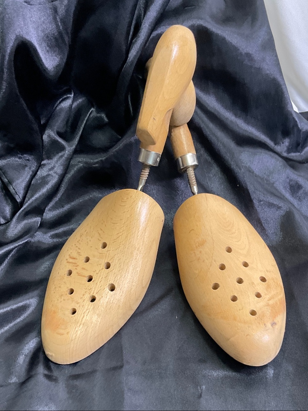 Berkley Fine Grain Men’s Wooden Shoe Trees - Natural